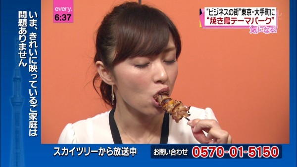 【放送事故画像】何食べてもエロく見えちゃうこの女達ｗｗ食べてる時の顔がｗｗｗ 17