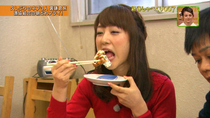 【放送事故画像】エロい食べ方してフェラの練習！そんなフェラ顔を放送中ｗｗｗ 20